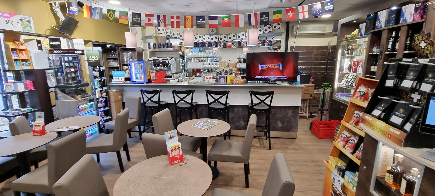 Bar ambiance foot qatar Annecy