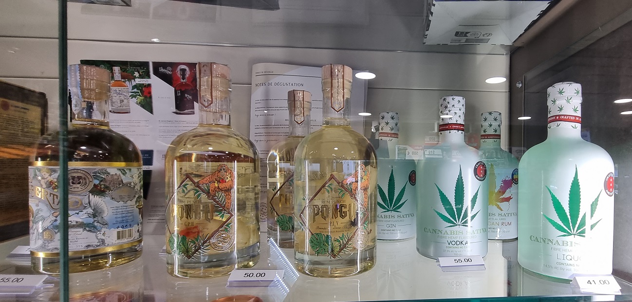 Rhum ancien Annecy